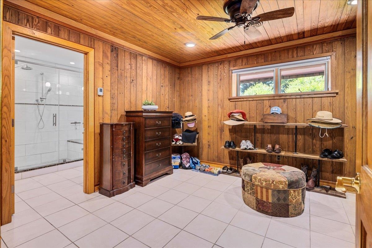 356 RIVER VIEW DR, VERONA, Virginia 24482, 4 Bedrooms Bedrooms, ,3 BathroomsBathrooms,Residential,356 RIVER VIEW DR,677637 MLS # 677637 356 RIVER VIEW DR, VERONA, Virginia 24482, 4 Bedrooms Bedrooms, ,3 BathroomsBathrooms,Residential,356 RIVER VIEW DR,677637 MLS # 677637