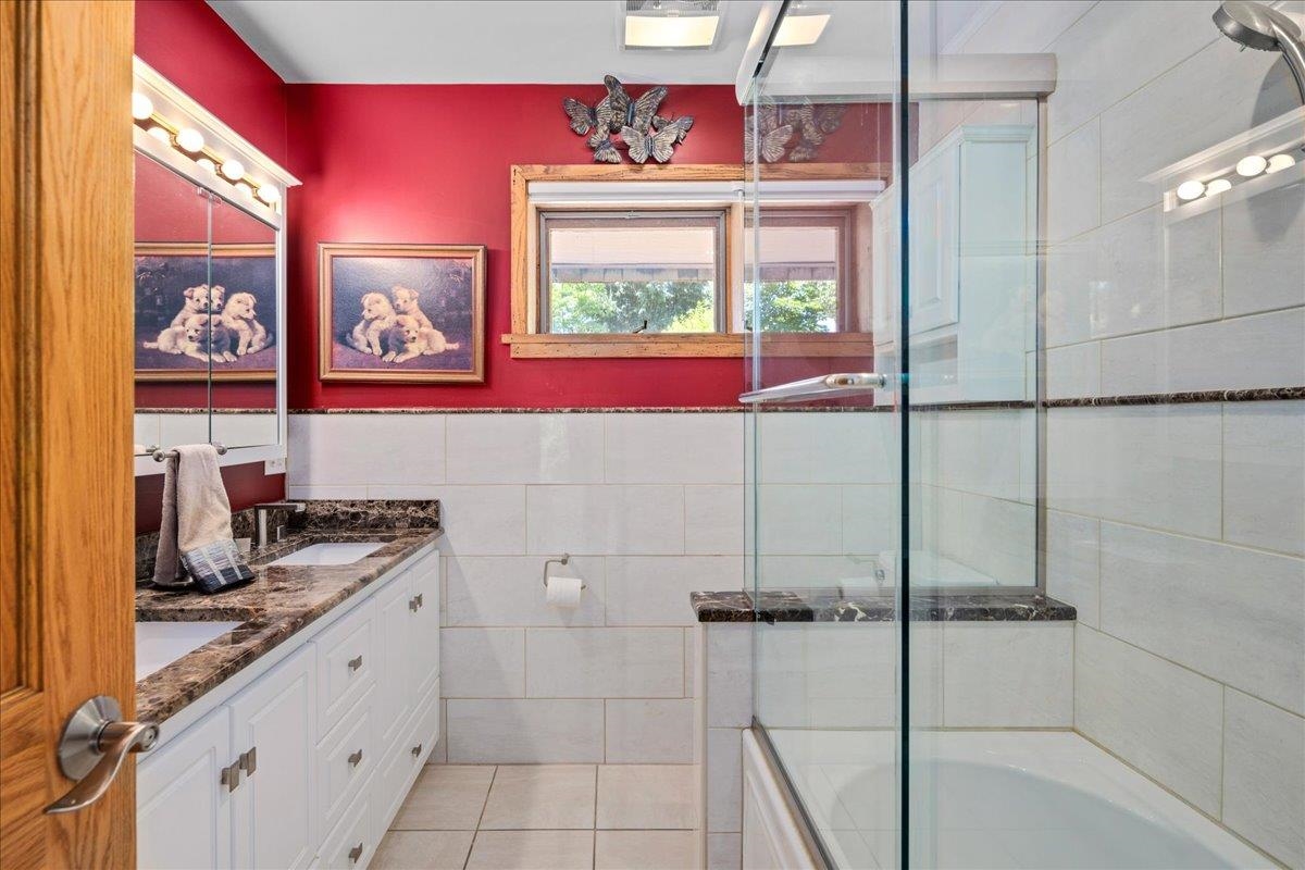356 RIVER VIEW DR, VERONA, Virginia 24482, 4 Bedrooms Bedrooms, ,3 BathroomsBathrooms,Residential,356 RIVER VIEW DR,677637 MLS # 677637 356 RIVER VIEW DR, VERONA, Virginia 24482, 4 Bedrooms Bedrooms, ,3 BathroomsBathrooms,Residential,356 RIVER VIEW DR,677637 MLS # 677637