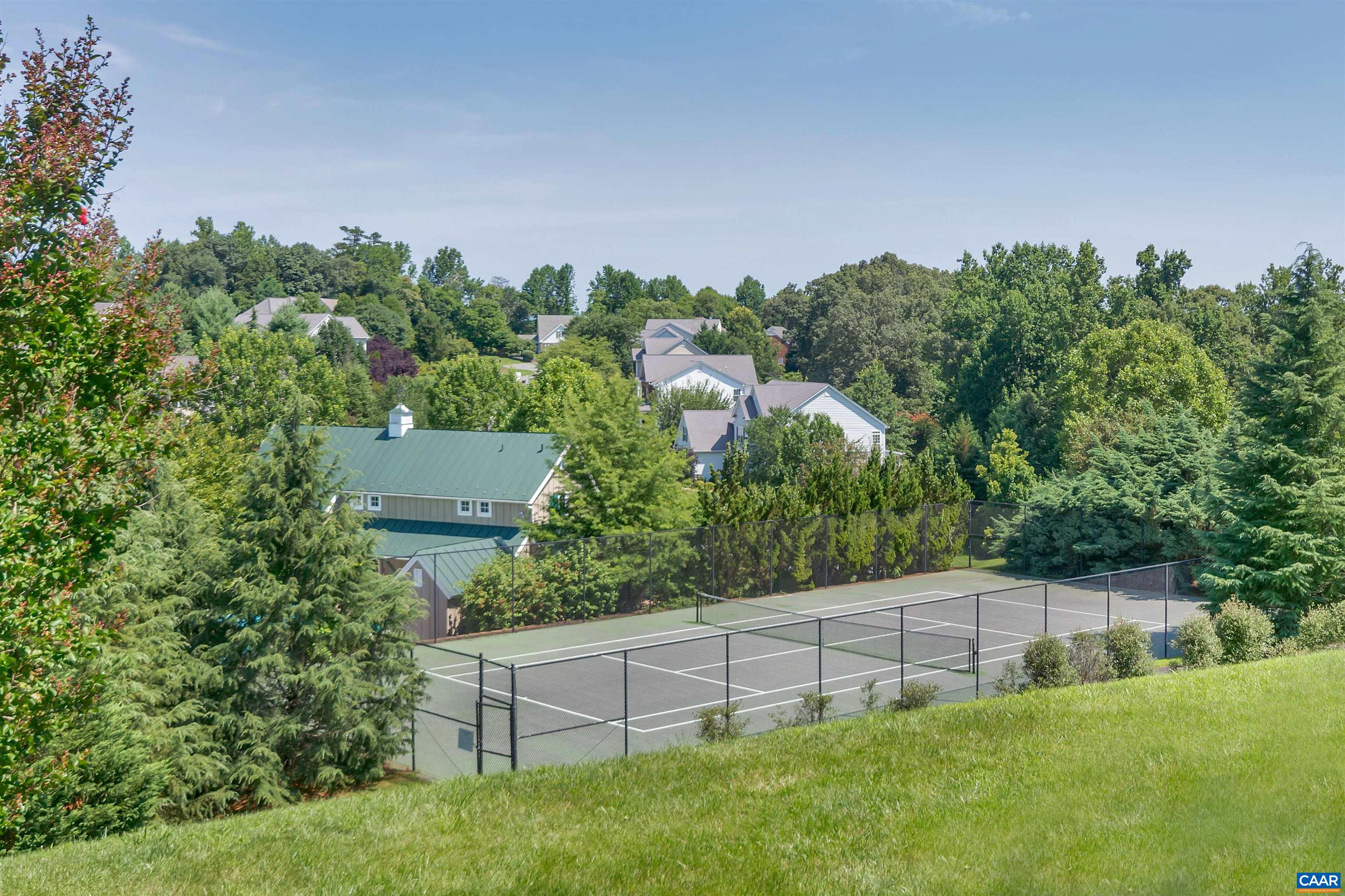Walking distance to neighborhood amenities with paved walking trails Walking distance to neighborhood amenities with paved walking trails