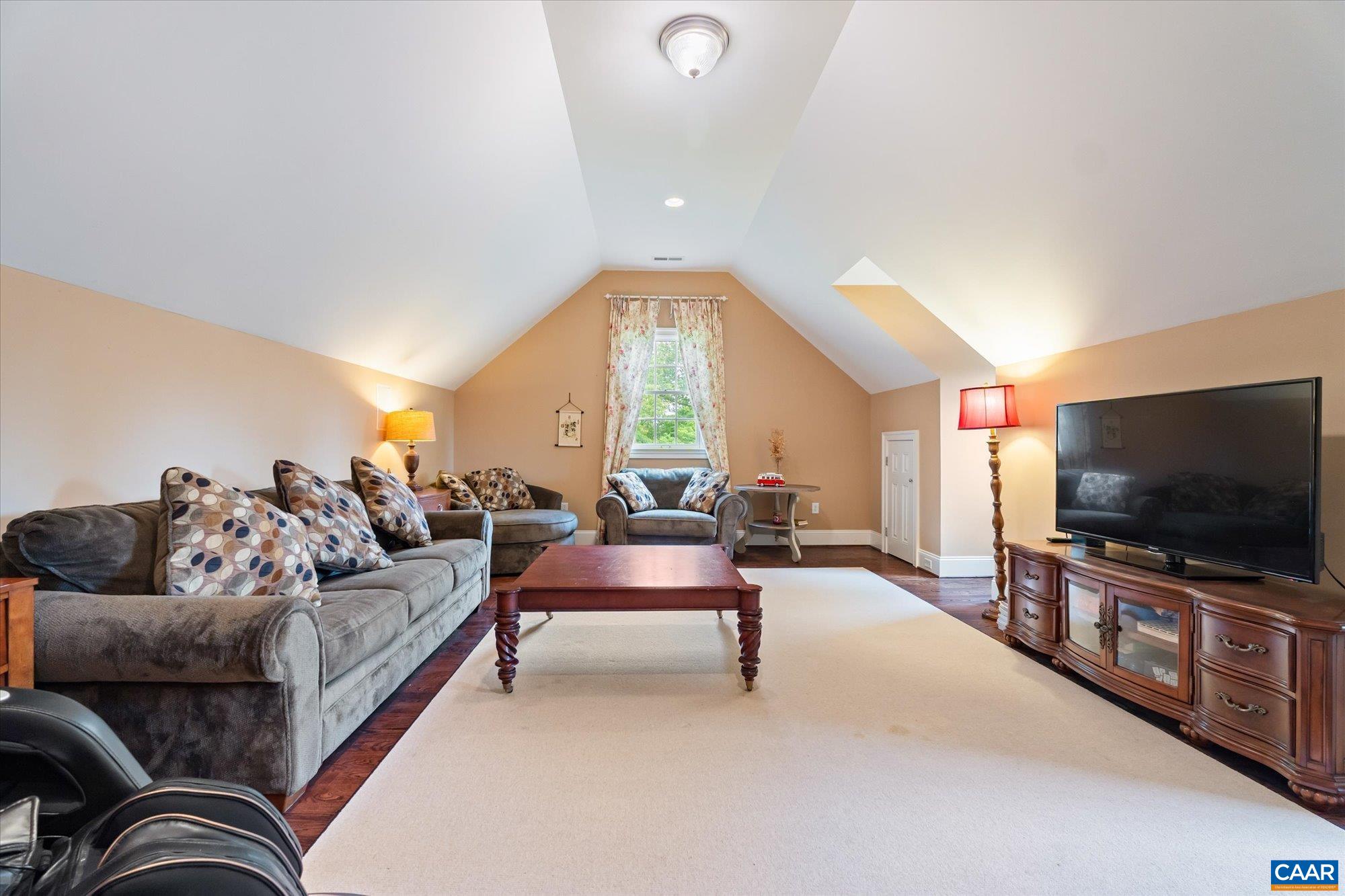 1955 OLD BALLARD FARM LN, CHARLOTTESVILLE, Virginia 22901, 5 Bedrooms Bedrooms, ,5 BathroomsBathrooms,Residential,1955 OLD BALLARD FARM LN,678129 MLS # 678129 1955 OLD BALLARD FARM LN, CHARLOTTESVILLE, Virginia 22901, 5 Bedrooms Bedrooms, ,5 BathroomsBathrooms,Residential,1955 OLD BALLARD FARM LN,678129 MLS # 678129