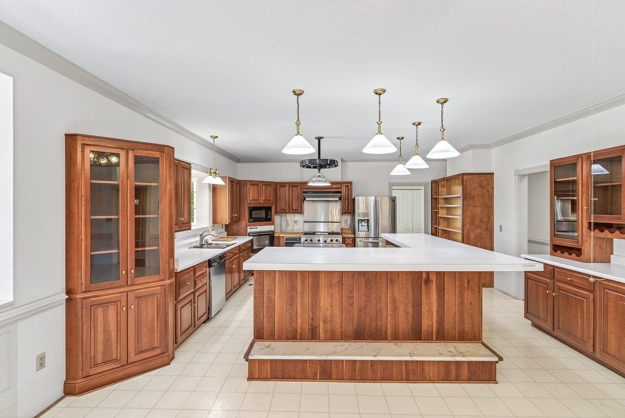 609 LIME KILN DR, ROCKINGHAM, Virginia 22802, 5 Bedrooms Bedrooms, ,4 BathroomsBathrooms,Residential,609 LIME KILN DR,678255 MLS # 678255 609 LIME KILN DR, ROCKINGHAM, Virginia 22802, 5 Bedrooms Bedrooms, ,4 BathroomsBathrooms,Residential,609 LIME KILN DR,678255 MLS # 678255