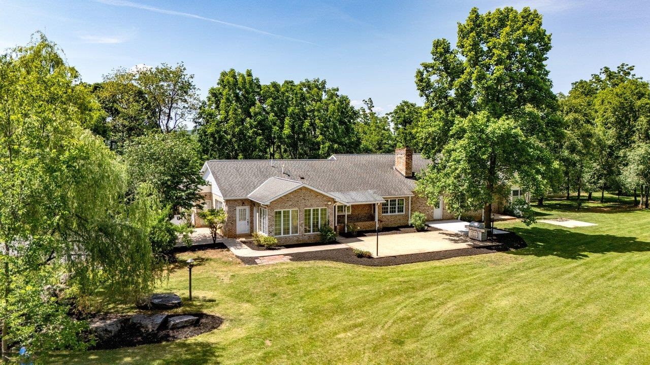 609 LIME KILN DR, ROCKINGHAM, Virginia 22802, 5 Bedrooms Bedrooms, ,4 BathroomsBathrooms,Residential,609 LIME KILN DR,678255 MLS # 678255 609 LIME KILN DR, ROCKINGHAM, Virginia 22802, 5 Bedrooms Bedrooms, ,4 BathroomsBathrooms,Residential,609 LIME KILN DR,678255 MLS # 678255