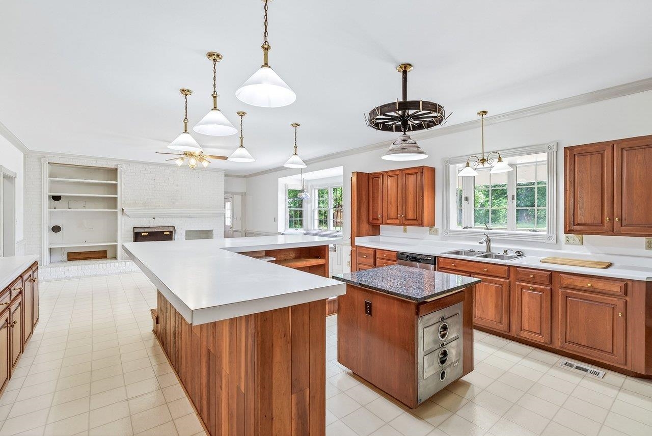 609 LIME KILN DR, ROCKINGHAM, Virginia 22802, 5 Bedrooms Bedrooms, ,4 BathroomsBathrooms,Residential,609 LIME KILN DR,678255 MLS # 678255 609 LIME KILN DR, ROCKINGHAM, Virginia 22802, 5 Bedrooms Bedrooms, ,4 BathroomsBathrooms,Residential,609 LIME KILN DR,678255 MLS # 678255