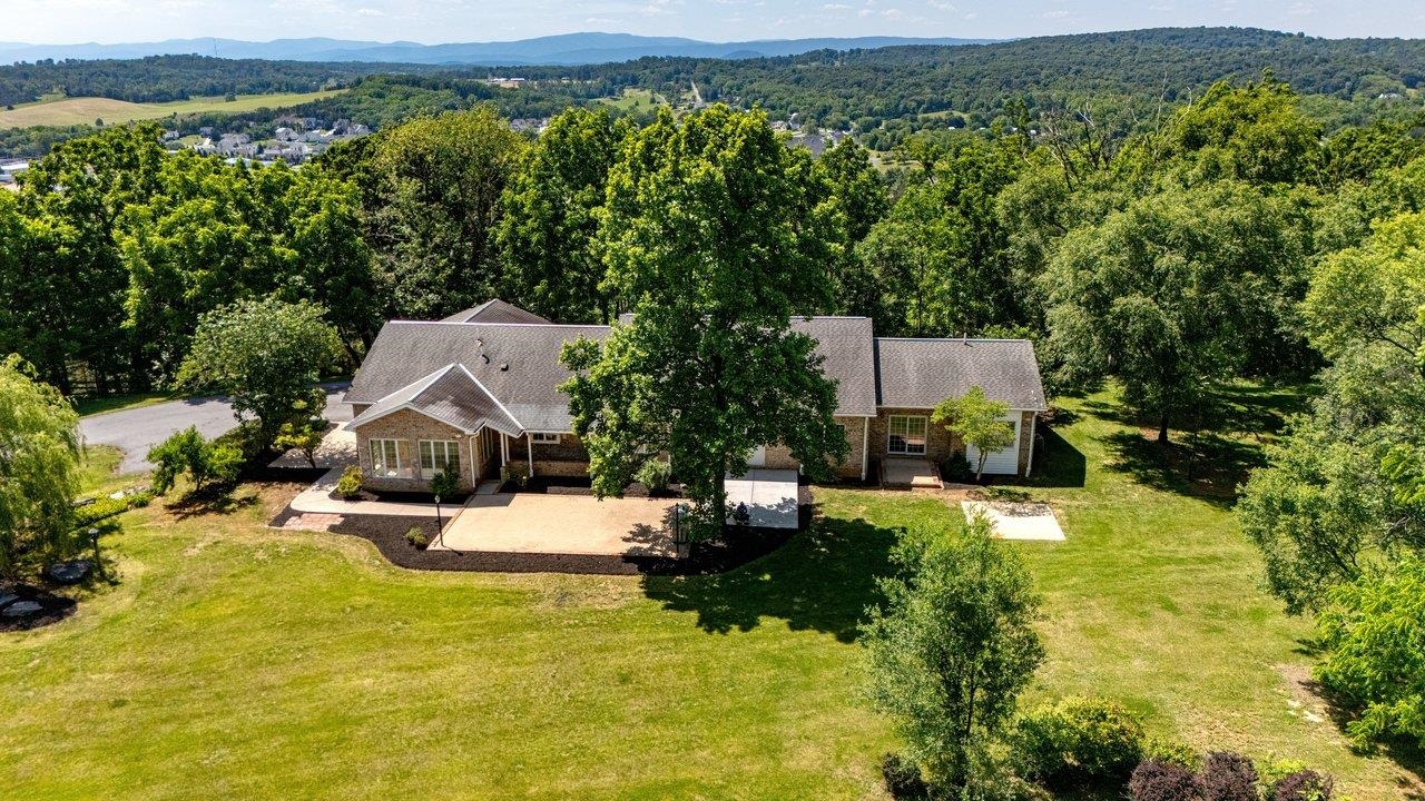 609 LIME KILN DR, ROCKINGHAM, Virginia 22802, 5 Bedrooms Bedrooms, ,4 BathroomsBathrooms,Residential,609 LIME KILN DR,678255 MLS # 678255 609 LIME KILN DR, ROCKINGHAM, Virginia 22802, 5 Bedrooms Bedrooms, ,4 BathroomsBathrooms,Residential,609 LIME KILN DR,678255 MLS # 678255