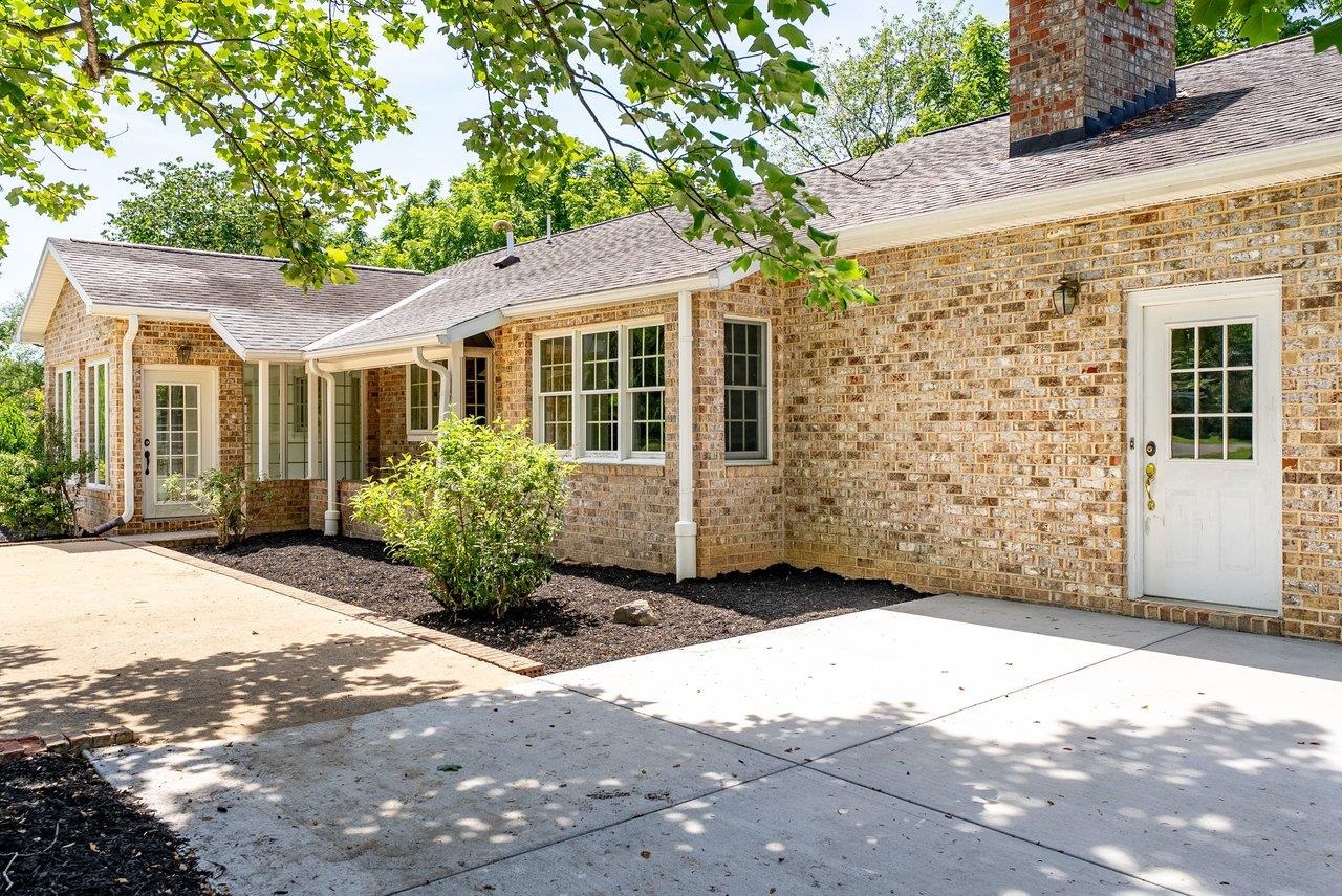 609 LIME KILN DR, ROCKINGHAM, Virginia 22802, 5 Bedrooms Bedrooms, ,4 BathroomsBathrooms,Residential,609 LIME KILN DR,678255 MLS # 678255 609 LIME KILN DR, ROCKINGHAM, Virginia 22802, 5 Bedrooms Bedrooms, ,4 BathroomsBathrooms,Residential,609 LIME KILN DR,678255 MLS # 678255