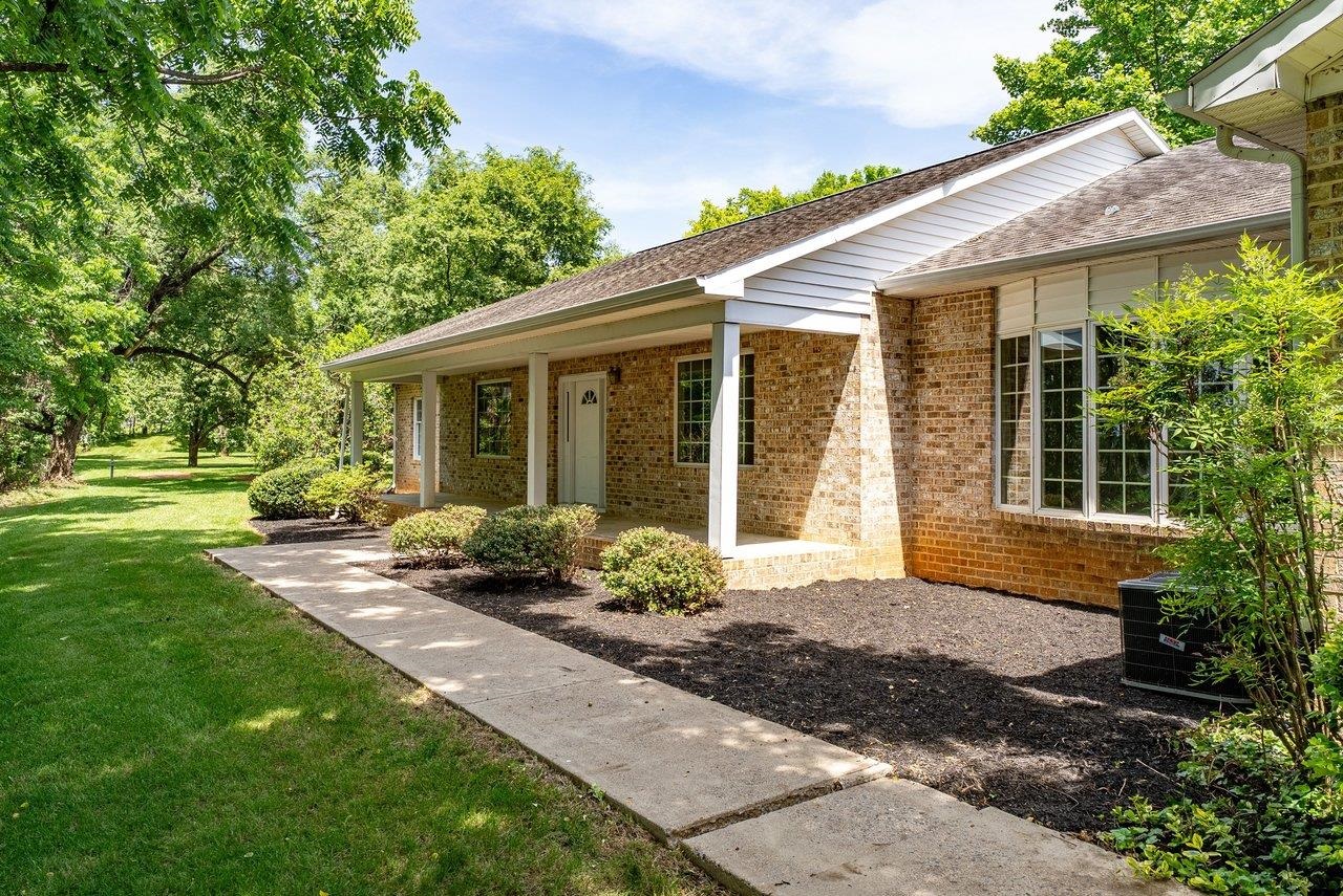 609 LIME KILN DR, ROCKINGHAM, Virginia 22802, 5 Bedrooms Bedrooms, ,4 BathroomsBathrooms,Residential,609 LIME KILN DR,678255 MLS # 678255 609 LIME KILN DR, ROCKINGHAM, Virginia 22802, 5 Bedrooms Bedrooms, ,4 BathroomsBathrooms,Residential,609 LIME KILN DR,678255 MLS # 678255