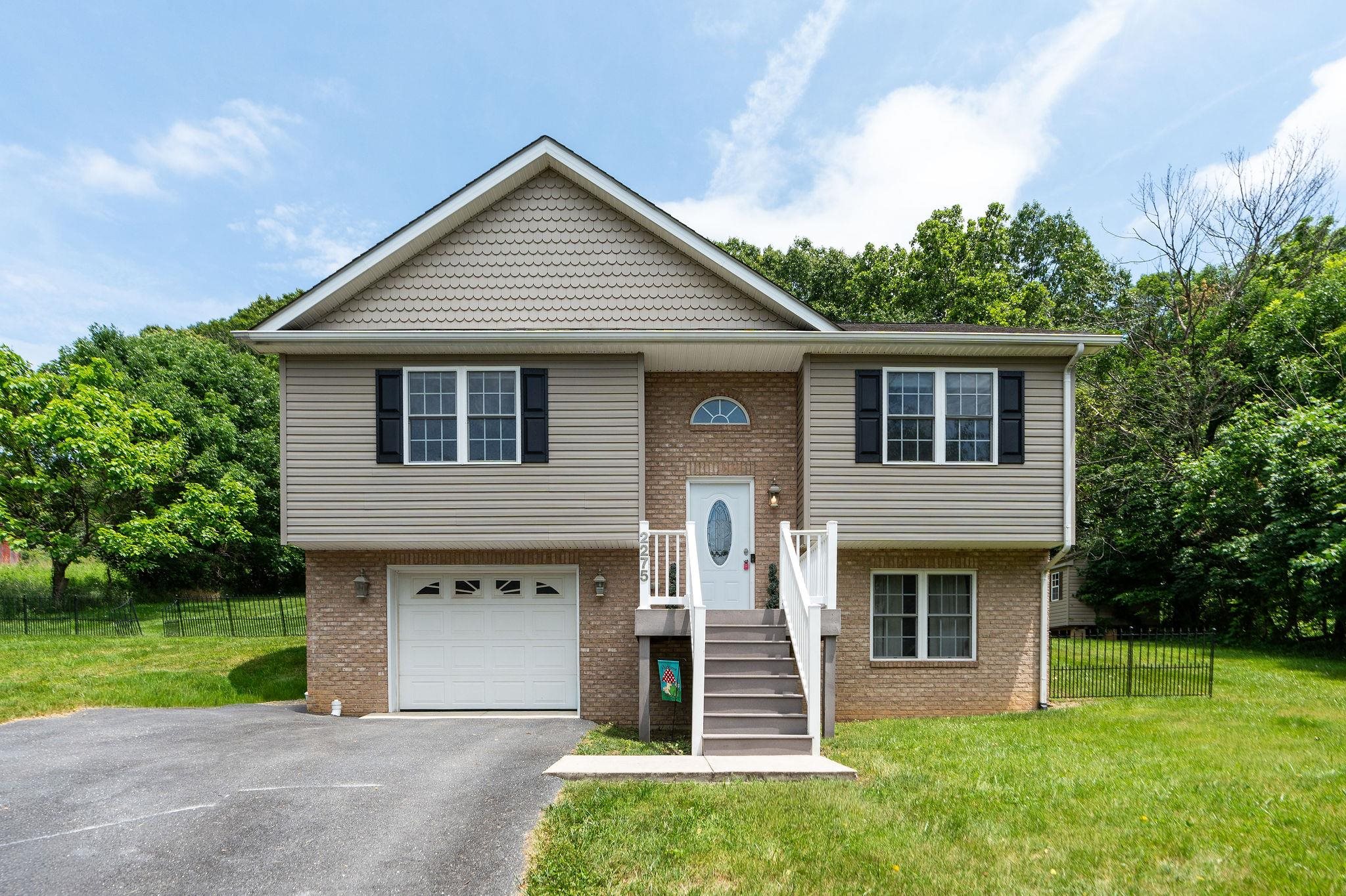 2275 RAPHINE RD, RAPHINE, Virginia 24472, 3 Bedrooms Bedrooms, ,3 BathroomsBathrooms,Residential,2275 RAPHINE RD,678256 MLS # 678256 2275 RAPHINE RD, RAPHINE, Virginia 24472, 3 Bedrooms Bedrooms, ,3 BathroomsBathrooms,Residential,2275 RAPHINE RD,678256 MLS # 678256