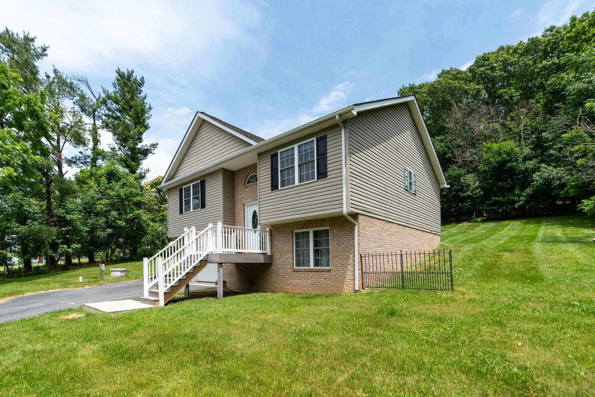 2275 RAPHINE RD, RAPHINE, Virginia 24472, 3 Bedrooms Bedrooms, ,3 BathroomsBathrooms,Residential,2275 RAPHINE RD,678256 MLS # 678256 2275 RAPHINE RD, RAPHINE, Virginia 24472, 3 Bedrooms Bedrooms, ,3 BathroomsBathrooms,Residential,2275 RAPHINE RD,678256 MLS # 678256