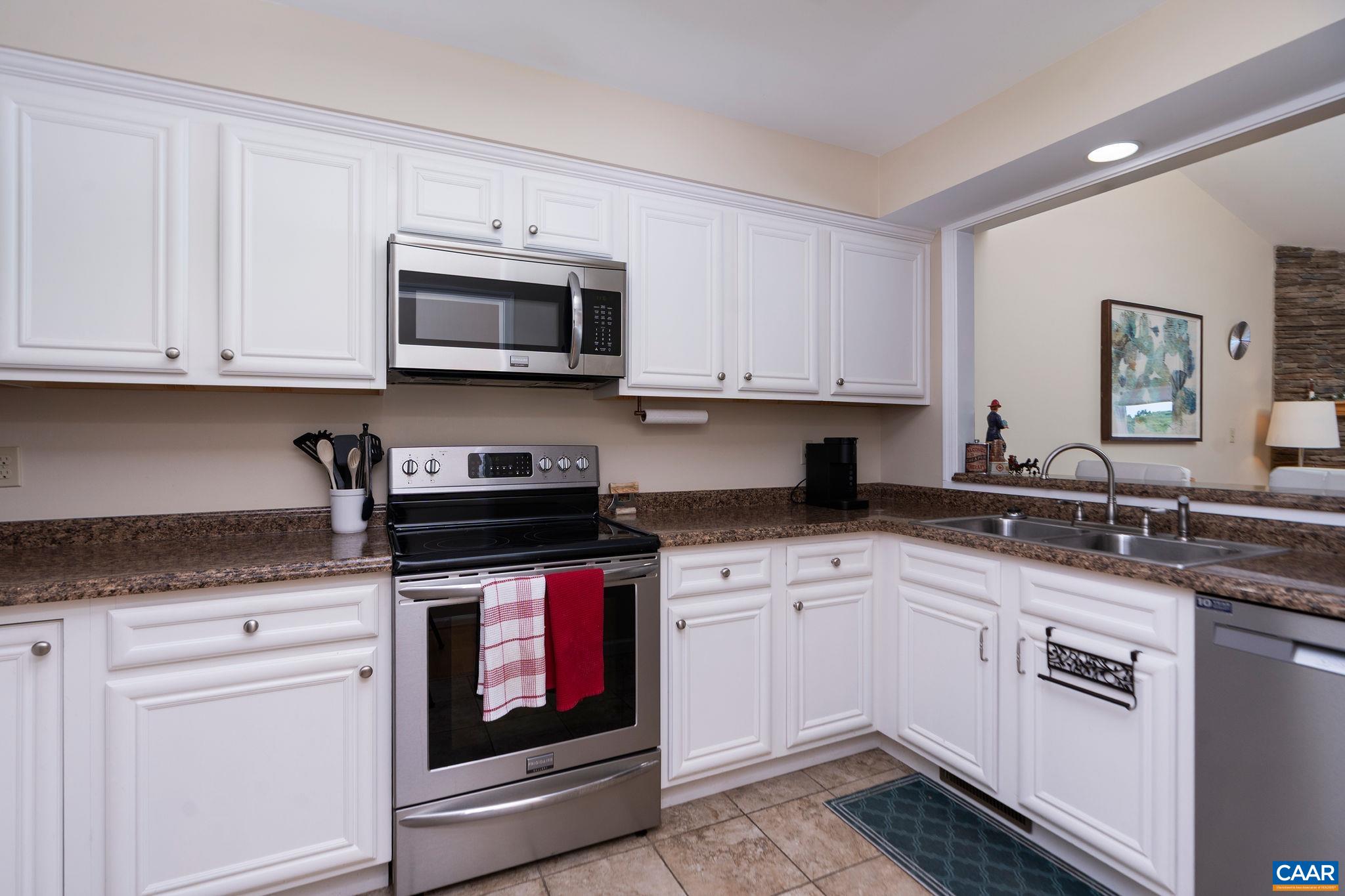 1 MARINA PT, PALMYRA, Virginia 22963, 2 Bedrooms Bedrooms, ,2 BathroomsBathrooms,Residential,1 MARINA PT,678262 MLS # 678262