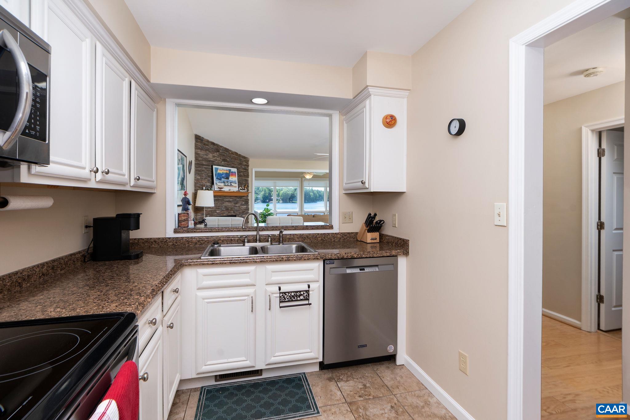 1 MARINA PT, PALMYRA, Virginia 22963, 2 Bedrooms Bedrooms, ,2 BathroomsBathrooms,Residential,1 MARINA PT,678262 MLS # 678262