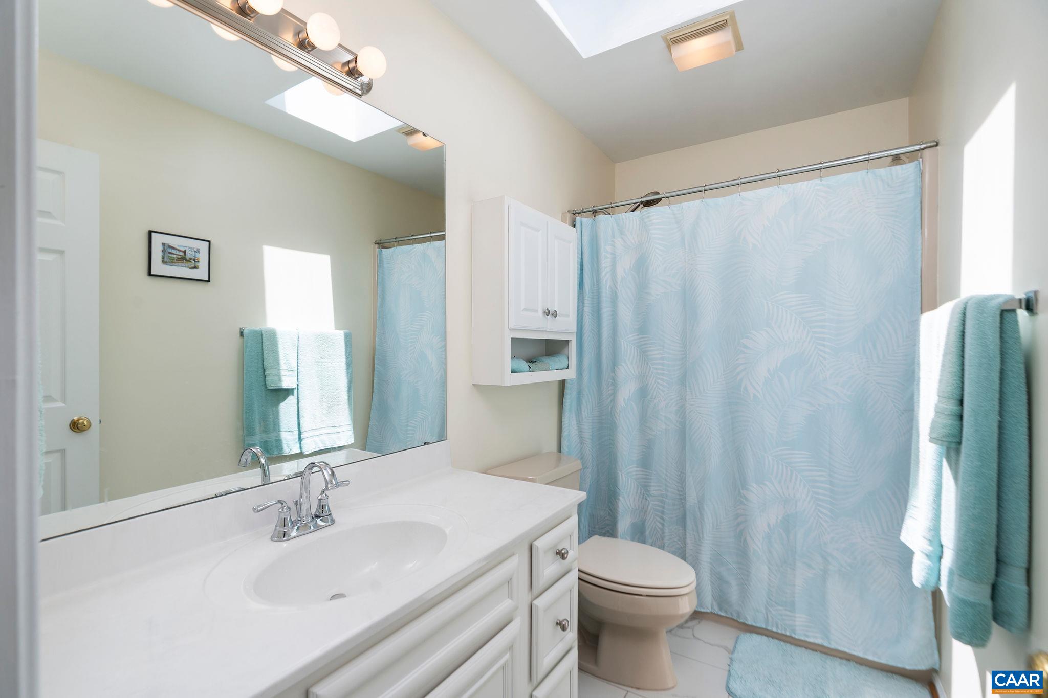 1 MARINA PT, PALMYRA, Virginia 22963, 2 Bedrooms Bedrooms, ,2 BathroomsBathrooms,Residential,1 MARINA PT,678262 MLS # 678262