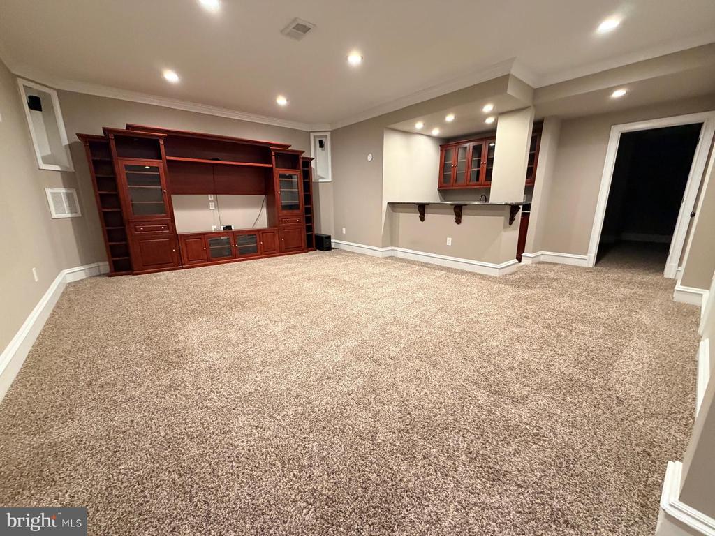 11612 LONGSTREET DR, SPOTSYLVANIA, Virginia 22551, 4 Bedrooms Bedrooms, ,5 BathroomsBathrooms,Residential,FAWN LAKE COMMUNITY ASSOC,11612 LONGSTREET DR,VASP2040202 MLS # VASP2040202 11612 LONGSTREET DR, SPOTSYLVANIA, Virginia 22551, 4 Bedrooms Bedrooms, ,5 BathroomsBathrooms,Residential,FAWN LAKE COMMUNITY ASSOC,11612 LONGSTREET DR,VASP2040202 MLS # VASP2040202