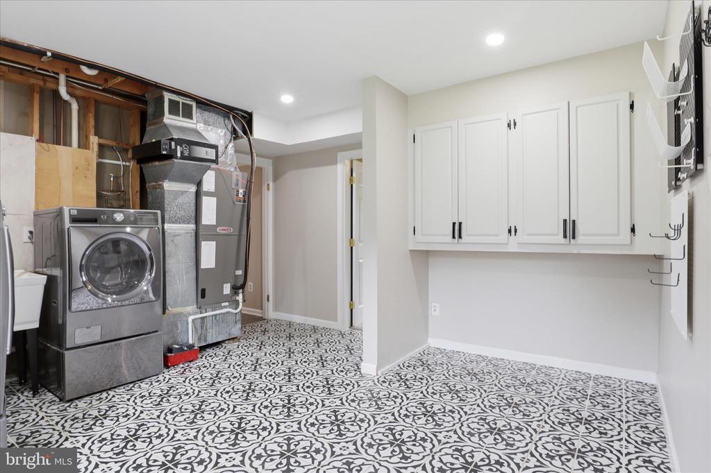 7264 TWILIGHT CT, WARRENTON, Virginia 20187, 4 Bedrooms Bedrooms, ,3 BathroomsBathrooms,Residential,7264 TWILIGHT CT,VAFQ2022296 MLS # VAFQ2022296