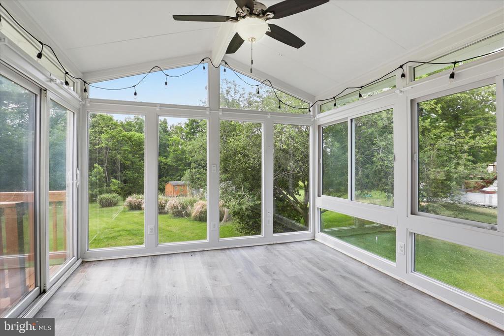 7264 TWILIGHT CT, WARRENTON, Virginia 20187, 4 Bedrooms Bedrooms, ,3 BathroomsBathrooms,Residential,7264 TWILIGHT CT,VAFQ2022296 MLS # VAFQ2022296