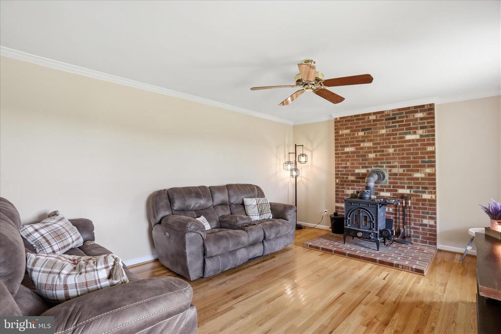 59 HARRY SETTLE RD, CASTLETON, Virginia 22716, 4 Bedrooms Bedrooms, ,2 BathroomsBathrooms,Residential,59 HARRY SETTLE RD,VARP2002682 MLS # VARP2002682 59 HARRY SETTLE RD, CASTLETON, Virginia 22716, 4 Bedrooms Bedrooms, ,2 BathroomsBathrooms,Residential,59 HARRY SETTLE RD,VARP2002682 MLS # VARP2002682