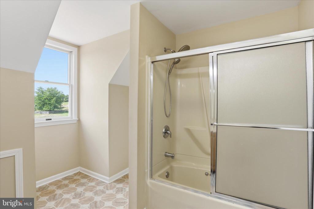59 HARRY SETTLE RD, CASTLETON, Virginia 22716, 4 Bedrooms Bedrooms, ,2 BathroomsBathrooms,Residential,59 HARRY SETTLE RD,VARP2002682 MLS # VARP2002682 59 HARRY SETTLE RD, CASTLETON, Virginia 22716, 4 Bedrooms Bedrooms, ,2 BathroomsBathrooms,Residential,59 HARRY SETTLE RD,VARP2002682 MLS # VARP2002682