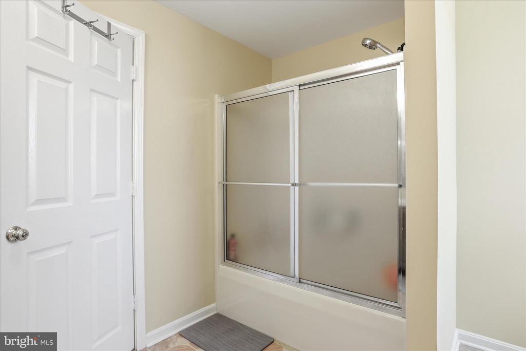 59 HARRY SETTLE RD, CASTLETON, Virginia 22716, 4 Bedrooms Bedrooms, ,2 BathroomsBathrooms,Residential,59 HARRY SETTLE RD,VARP2002682 MLS # VARP2002682 59 HARRY SETTLE RD, CASTLETON, Virginia 22716, 4 Bedrooms Bedrooms, ,2 BathroomsBathrooms,Residential,59 HARRY SETTLE RD,VARP2002682 MLS # VARP2002682