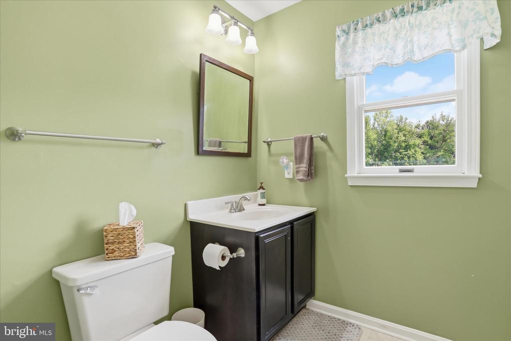 59 HARRY SETTLE RD, CASTLETON, Virginia 22716, 4 Bedrooms Bedrooms, ,2 BathroomsBathrooms,Residential,59 HARRY SETTLE RD,VARP2002682 MLS # VARP2002682 59 HARRY SETTLE RD, CASTLETON, Virginia 22716, 4 Bedrooms Bedrooms, ,2 BathroomsBathrooms,Residential,59 HARRY SETTLE RD,VARP2002682 MLS # VARP2002682