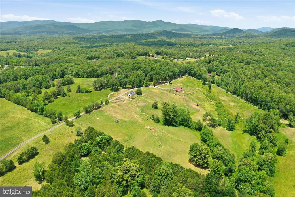 59 HARRY SETTLE RD, CASTLETON, Virginia 22716, 4 Bedrooms Bedrooms, ,2 BathroomsBathrooms,Residential,59 HARRY SETTLE RD,VARP2002682 MLS # VARP2002682 59 HARRY SETTLE RD, CASTLETON, Virginia 22716, 4 Bedrooms Bedrooms, ,2 BathroomsBathrooms,Residential,59 HARRY SETTLE RD,VARP2002682 MLS # VARP2002682