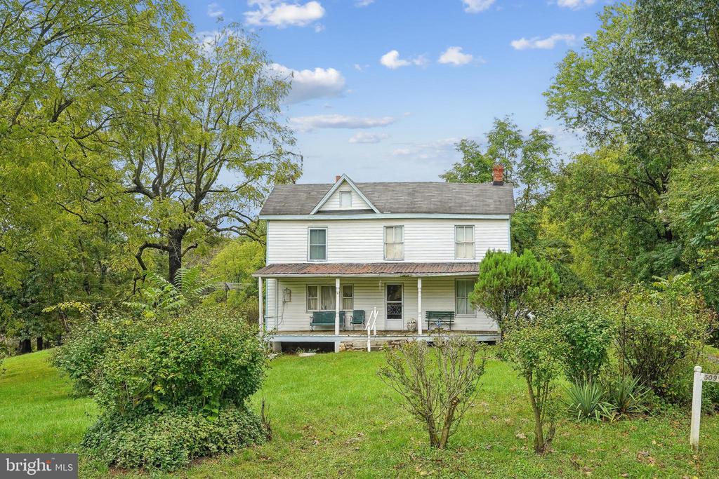 5095 LEEDS MANOR RD, HUME, Virginia 22639, 2 Bedrooms Bedrooms, ,1 BathroomBathrooms,Residential,5095 LEEDS MANOR RD,VAFQ2022432 MLS # VAFQ2022432 5095 LEEDS MANOR RD, HUME, Virginia 22639, 2 Bedrooms Bedrooms, ,1 BathroomBathrooms,Residential,5095 LEEDS MANOR RD,VAFQ2022432 MLS # VAFQ2022432