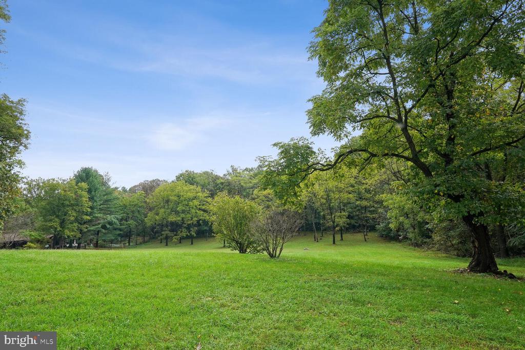 5095 LEEDS MANOR RD, HUME, Virginia 22639, 2 Bedrooms Bedrooms, ,1 BathroomBathrooms,Residential,5095 LEEDS MANOR RD,VAFQ2022432 MLS # VAFQ2022432 5095 LEEDS MANOR RD, HUME, Virginia 22639, 2 Bedrooms Bedrooms, ,1 BathroomBathrooms,Residential,5095 LEEDS MANOR RD,VAFQ2022432 MLS # VAFQ2022432