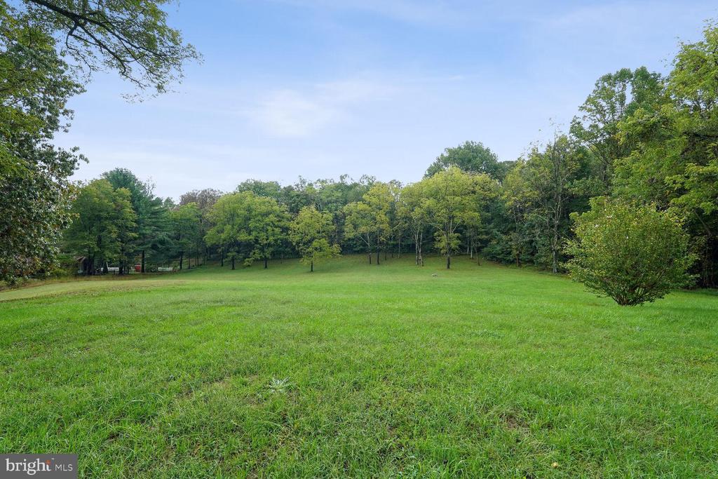 5095 LEEDS MANOR RD, HUME, Virginia 22639, 2 Bedrooms Bedrooms, ,1 BathroomBathrooms,Residential,5095 LEEDS MANOR RD,VAFQ2022432 MLS # VAFQ2022432 5095 LEEDS MANOR RD, HUME, Virginia 22639, 2 Bedrooms Bedrooms, ,1 BathroomBathrooms,Residential,5095 LEEDS MANOR RD,VAFQ2022432 MLS # VAFQ2022432