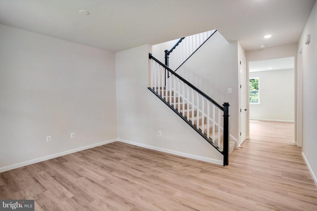 35606 PINE NEEDLE LN, LOCUST GROVE, Virginia 22508, 4 Bedrooms Bedrooms, ,2 BathroomsBathrooms,Residential,35606 PINE NEEDLE LN,VAOR2014428 MLS # VAOR2014428