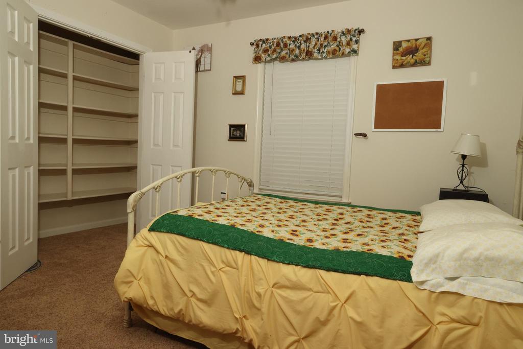 13240 WINDMILL WAY, CULPEPER, Virginia 22701, 7 Bedrooms Bedrooms, ,3 BathroomsBathrooms,Residential,13240 WINDMILL WAY,VACU2014018 MLS # VACU2014018