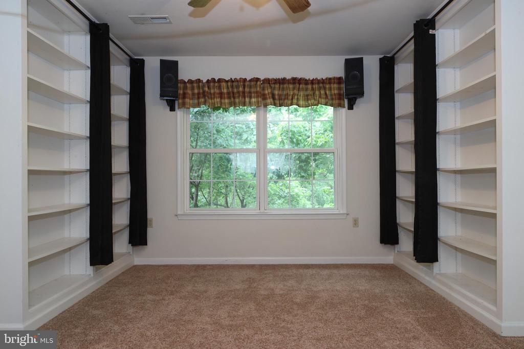 13240 WINDMILL WAY, CULPEPER, Virginia 22701, 7 Bedrooms Bedrooms, ,3 BathroomsBathrooms,Residential,13240 WINDMILL WAY,VACU2014018 MLS # VACU2014018