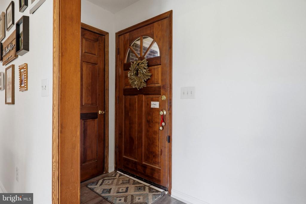 7313 COVINGTONS CORNER RD, BEALETON, Virginia 22712, 3 Bedrooms Bedrooms, ,2 BathroomsBathrooms,Residential,7313 COVINGTONS CORNER RD,VAFQ2022478 MLS # VAFQ2022478 7313 COVINGTONS CORNER RD, BEALETON, Virginia 22712, 3 Bedrooms Bedrooms, ,2 BathroomsBathrooms,Residential,7313 COVINGTONS CORNER RD,VAFQ2022478 MLS # VAFQ2022478