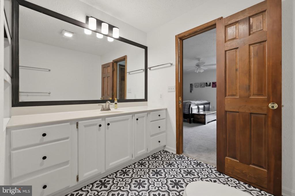 7313 COVINGTONS CORNER RD, BEALETON, Virginia 22712, 3 Bedrooms Bedrooms, ,2 BathroomsBathrooms,Residential,7313 COVINGTONS CORNER RD,VAFQ2022478 MLS # VAFQ2022478 7313 COVINGTONS CORNER RD, BEALETON, Virginia 22712, 3 Bedrooms Bedrooms, ,2 BathroomsBathrooms,Residential,7313 COVINGTONS CORNER RD,VAFQ2022478 MLS # VAFQ2022478