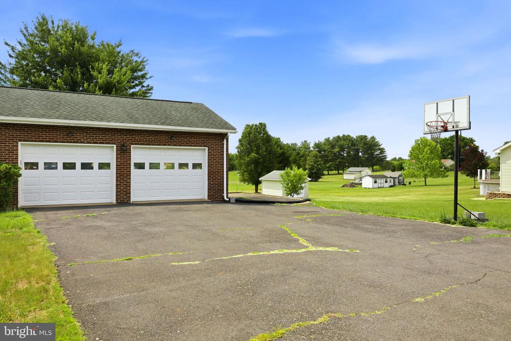 7313 COVINGTONS CORNER RD, BEALETON, Virginia 22712, 3 Bedrooms Bedrooms, ,2 BathroomsBathrooms,Residential,7313 COVINGTONS CORNER RD,VAFQ2022478 MLS # VAFQ2022478 7313 COVINGTONS CORNER RD, BEALETON, Virginia 22712, 3 Bedrooms Bedrooms, ,2 BathroomsBathrooms,Residential,7313 COVINGTONS CORNER RD,VAFQ2022478 MLS # VAFQ2022478