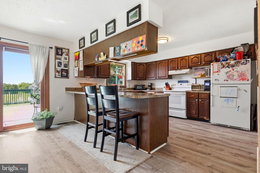 7313 COVINGTONS CORNER RD, BEALETON, Virginia 22712, 3 Bedrooms Bedrooms, ,2 BathroomsBathrooms,Residential,7313 COVINGTONS CORNER RD,VAFQ2022478 MLS # VAFQ2022478 7313 COVINGTONS CORNER RD, BEALETON, Virginia 22712, 3 Bedrooms Bedrooms, ,2 BathroomsBathrooms,Residential,7313 COVINGTONS CORNER RD,VAFQ2022478 MLS # VAFQ2022478