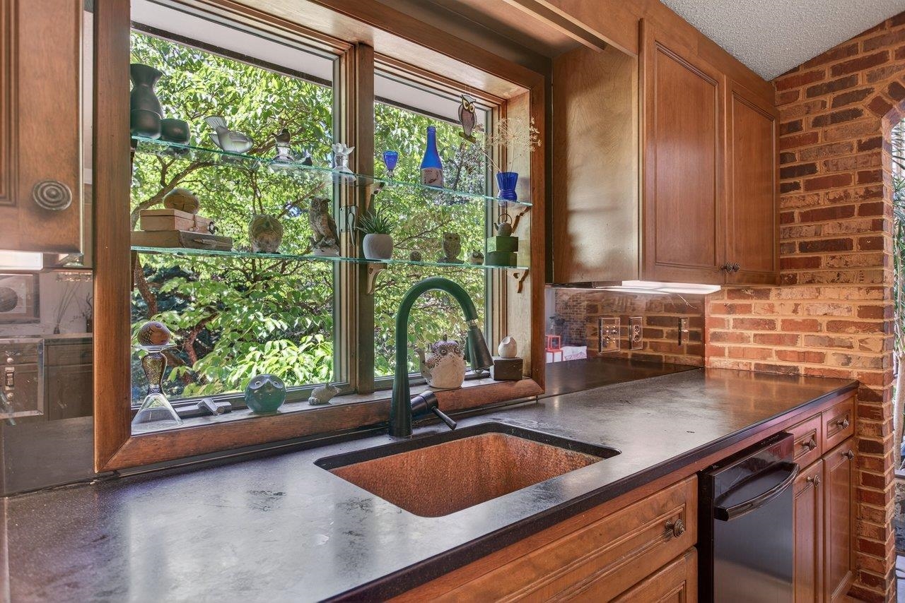 342 PAR LN, HARRISONBURG, Virginia 22802, 4 Bedrooms Bedrooms, ,3 BathroomsBathrooms,Residential,342 PAR LN,678275 MLS # 678275 342 PAR LN, HARRISONBURG, Virginia 22802, 4 Bedrooms Bedrooms, ,3 BathroomsBathrooms,Residential,342 PAR LN,678275 MLS # 678275