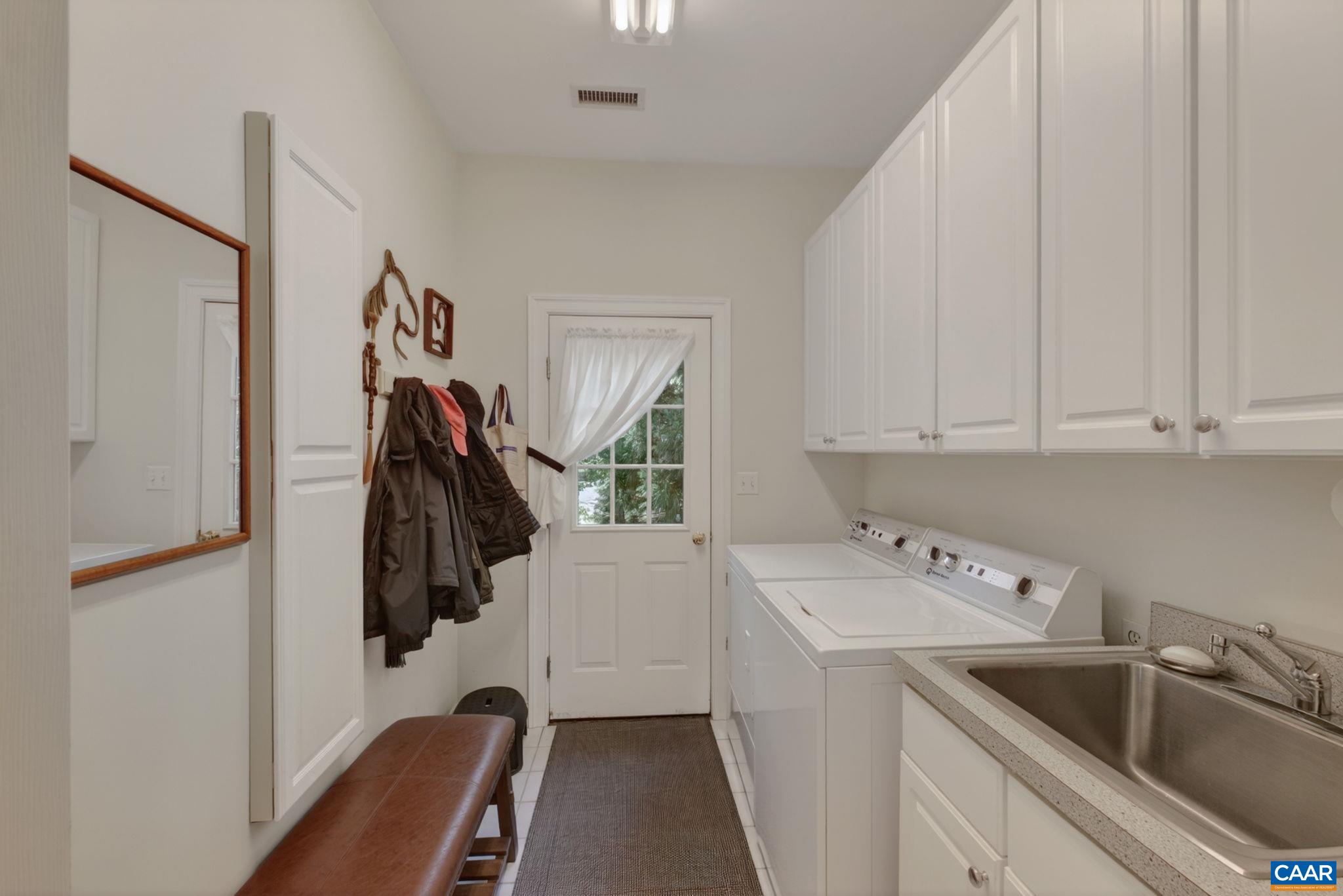 3225 PRESTWICK PL, KESWICK, Virginia 22947, 4 Bedrooms Bedrooms, ,3 BathroomsBathrooms,Residential,3225 PRESTWICK PL,678280 MLS # 678280