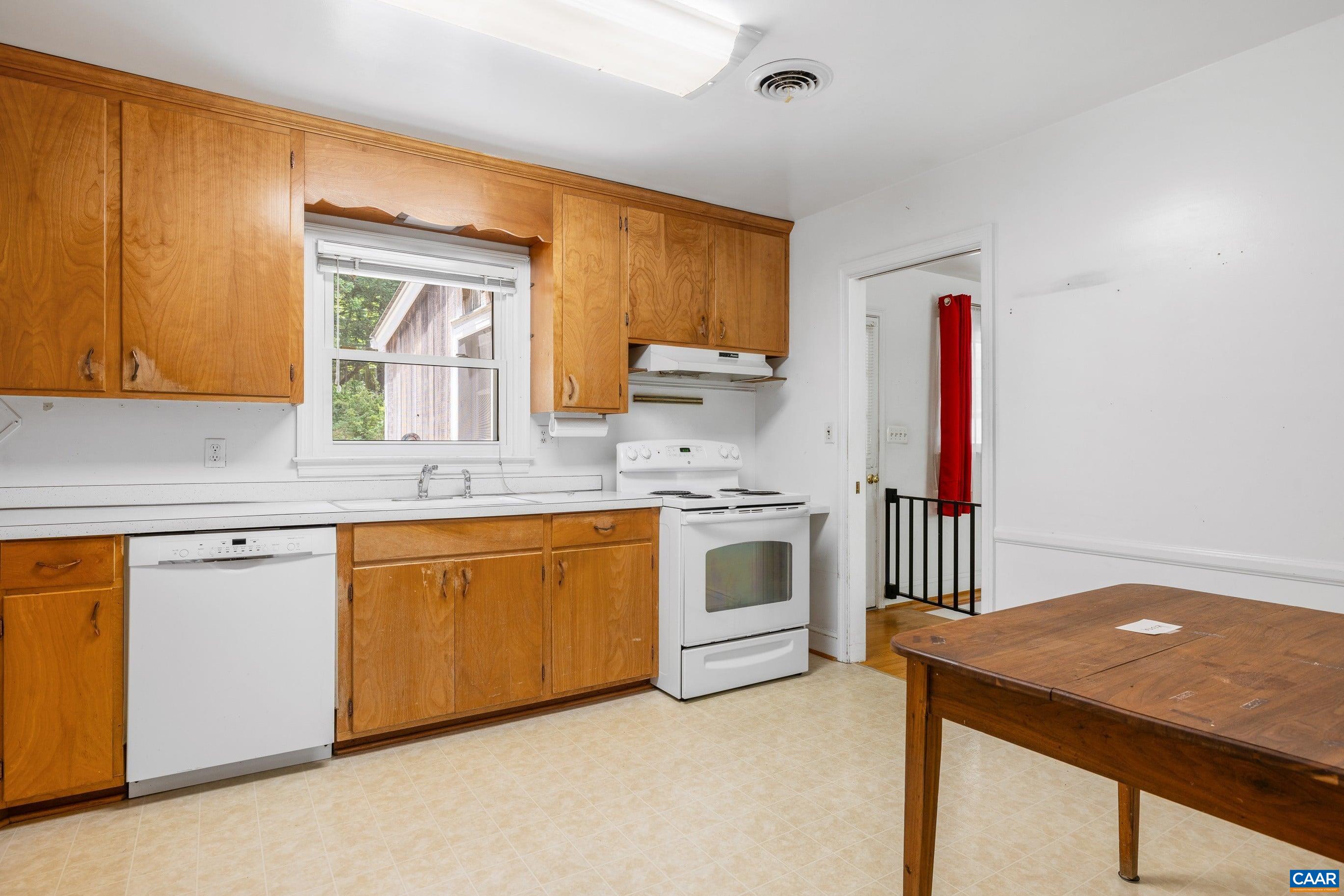 5662 LAUREL RIDGE RD, RUCKERSVILLE, Virginia 22968, 4 Bedrooms Bedrooms, ,2 BathroomsBathrooms,Residential,5662 LAUREL RIDGE RD,678291 MLS # 678291 5662 LAUREL RIDGE RD, RUCKERSVILLE, Virginia 22968, 4 Bedrooms Bedrooms, ,2 BathroomsBathrooms,Residential,5662 LAUREL RIDGE RD,678291 MLS # 678291