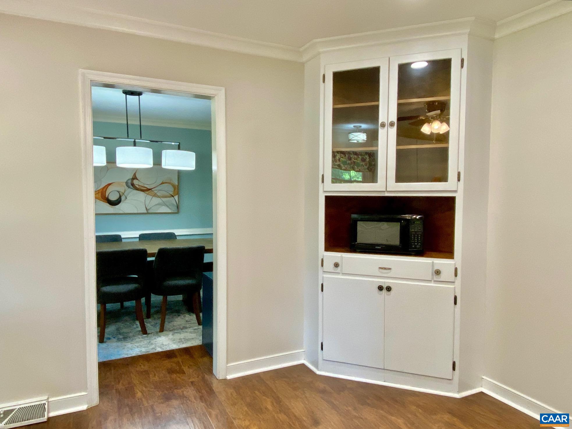 2612 HUNTINGTON RD, CHARLOTTESVILLE, Virginia 22901, 4 Bedrooms Bedrooms, ,3 BathroomsBathrooms,Residential,Prime Albemarle Location!,2612 HUNTINGTON RD,678294 MLS # 678294 2612 HUNTINGTON RD, CHARLOTTESVILLE, Virginia 22901, 4 Bedrooms Bedrooms, ,3 BathroomsBathrooms,Residential,Prime Albemarle Location!,2612 HUNTINGTON RD,678294 MLS # 678294