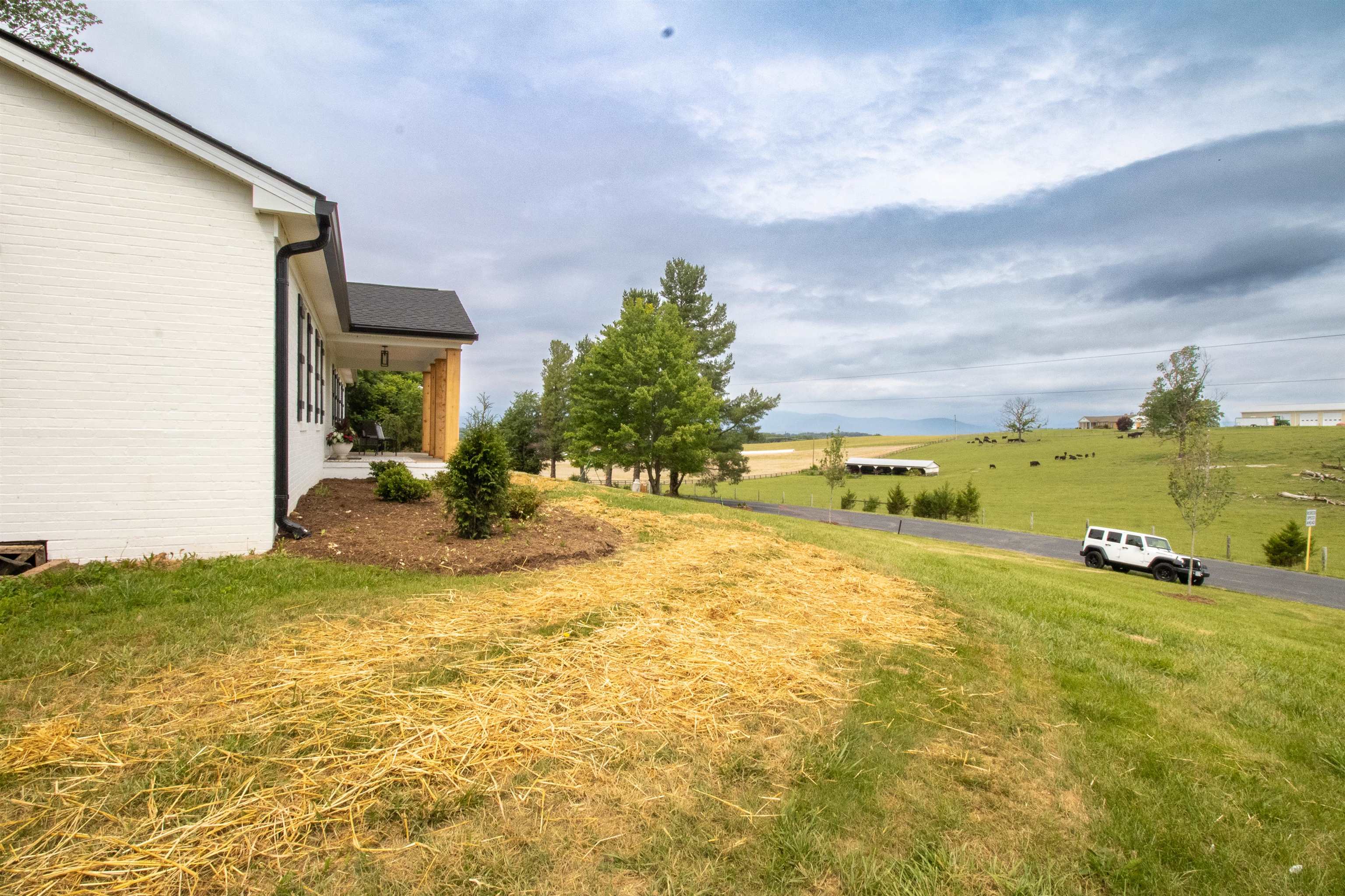 2877 SHUTTERLEE MILL RD, STAUNTON, Virginia 24401, 4 Bedrooms Bedrooms, ,2 BathroomsBathrooms,Residential,2877 SHUTTERLEE MILL RD,678295 MLS # 678295 2877 SHUTTERLEE MILL RD, STAUNTON, Virginia 24401, 4 Bedrooms Bedrooms, ,2 BathroomsBathrooms,Residential,2877 SHUTTERLEE MILL RD,678295 MLS # 678295
