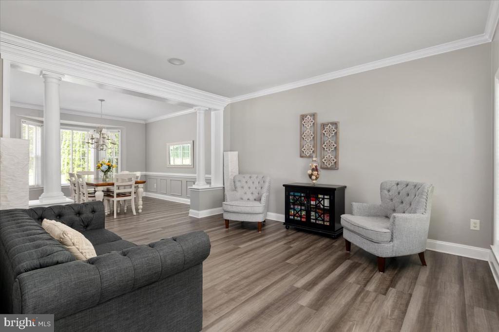 7490 ADMIRAL NELSON DR, WARRENTON, Virginia 20186, 5 Bedrooms Bedrooms, ,2 BathroomsBathrooms,Residential,7490 ADMIRAL NELSON DR,VAFQ2022198 MLS # VAFQ2022198