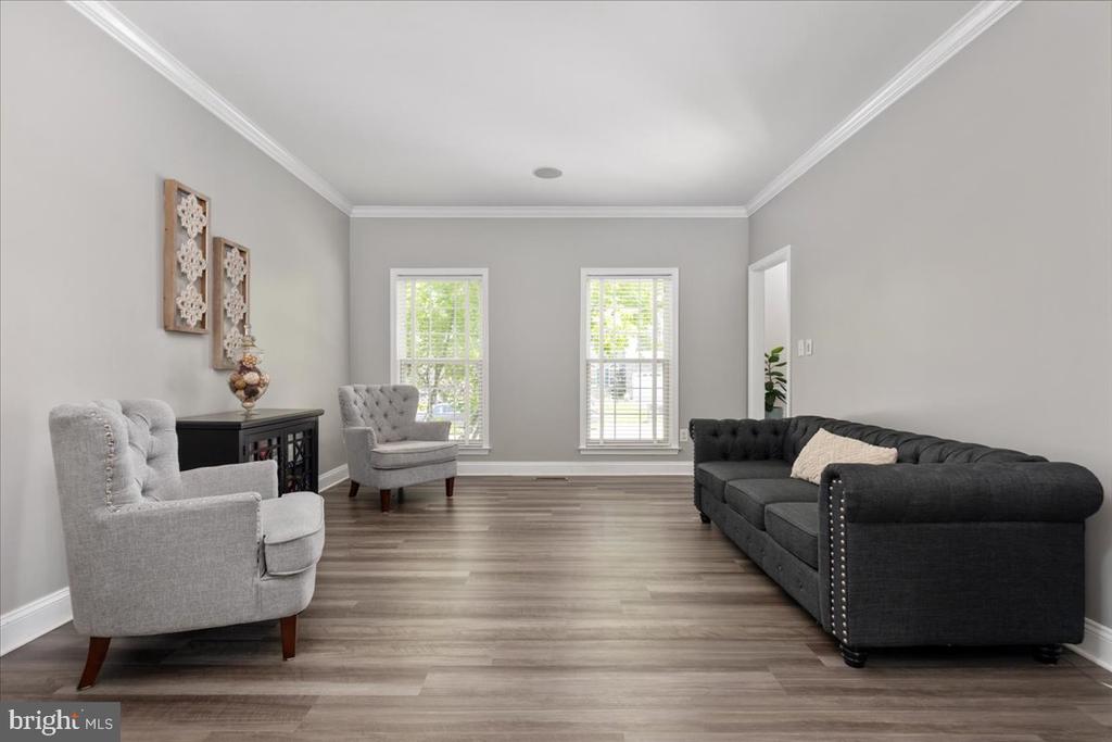 7490 ADMIRAL NELSON DR, WARRENTON, Virginia 20186, 5 Bedrooms Bedrooms, ,2 BathroomsBathrooms,Residential,7490 ADMIRAL NELSON DR,VAFQ2022198 MLS # VAFQ2022198