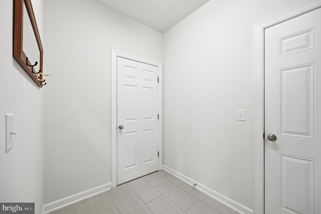 6299 MARGARET WAY, WARRENTON, Virginia 20187, 4 Bedrooms Bedrooms, ,2 BathroomsBathrooms,Residential,6299 MARGARET WAY,VAFQ2021038 MLS # VAFQ2021038