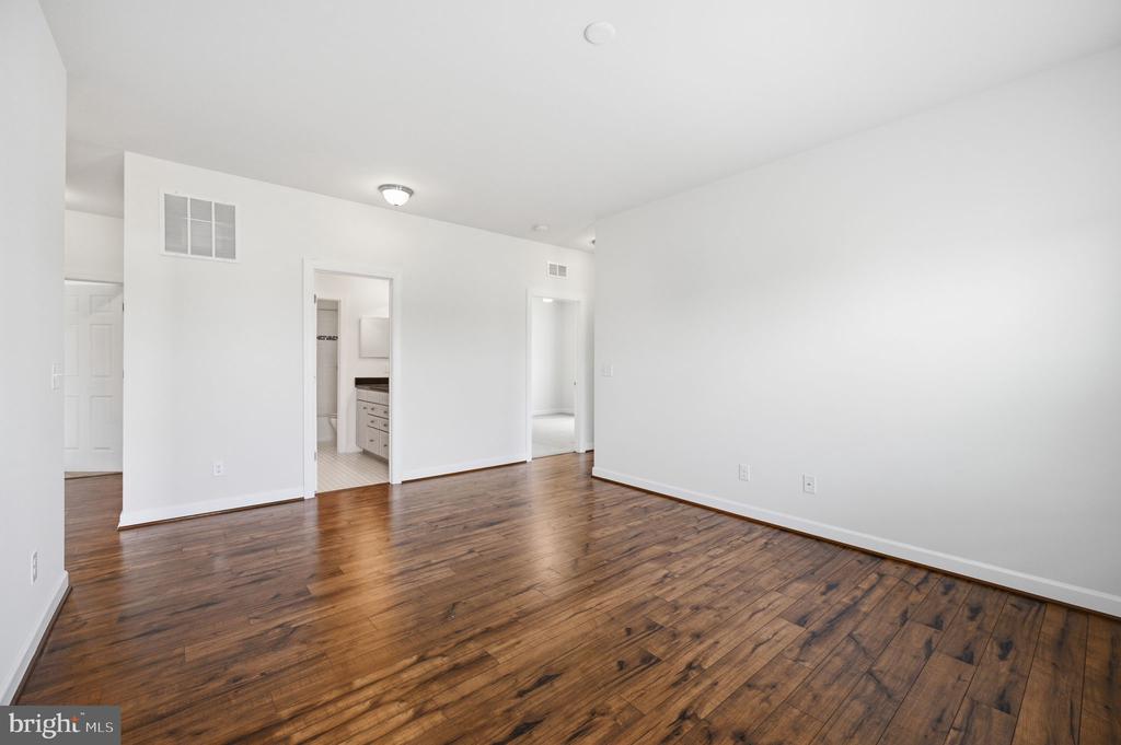 6299 MARGARET WAY, WARRENTON, Virginia 20187, 4 Bedrooms Bedrooms, ,2 BathroomsBathrooms,Residential,6299 MARGARET WAY,VAFQ2021038 MLS # VAFQ2021038