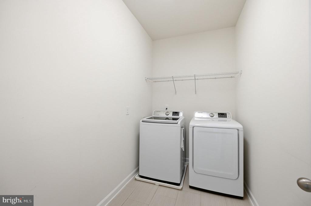 6299 MARGARET WAY, WARRENTON, Virginia 20187, 4 Bedrooms Bedrooms, ,2 BathroomsBathrooms,Residential,6299 MARGARET WAY,VAFQ2021038 MLS # VAFQ2021038