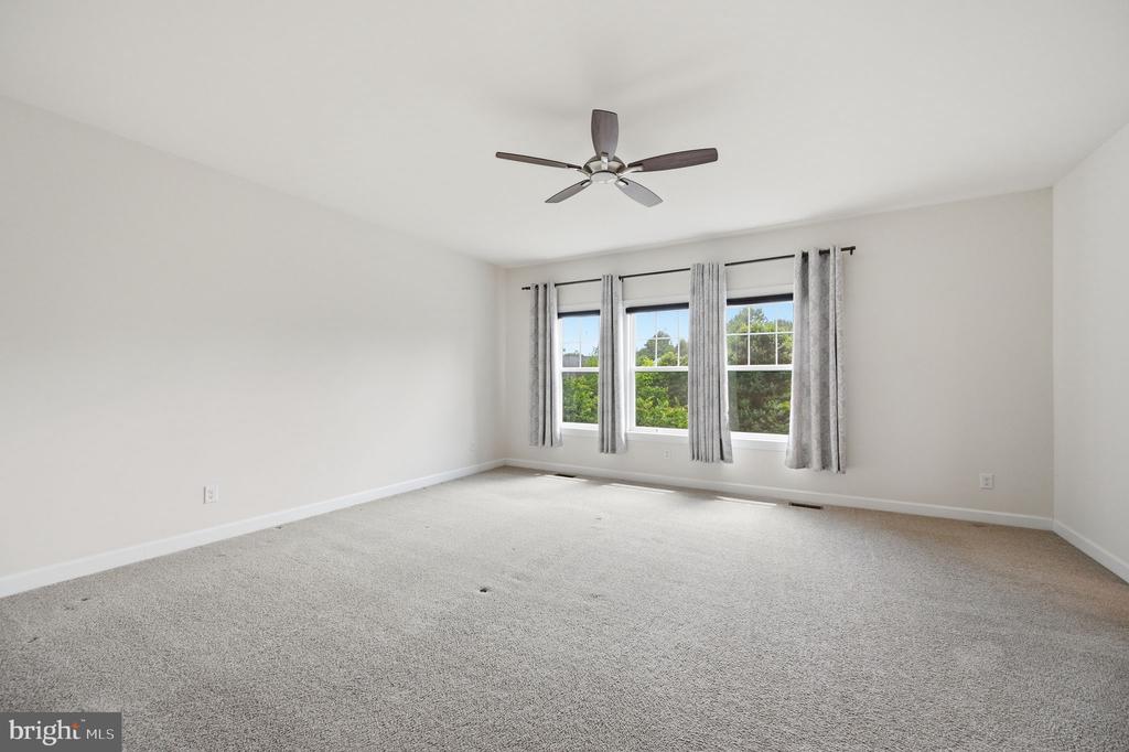6299 MARGARET WAY, WARRENTON, Virginia 20187, 4 Bedrooms Bedrooms, ,2 BathroomsBathrooms,Residential,6299 MARGARET WAY,VAFQ2021038 MLS # VAFQ2021038