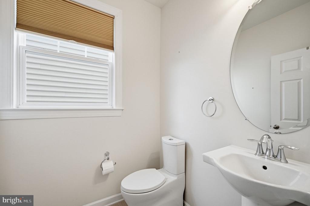 6299 MARGARET WAY, WARRENTON, Virginia 20187, 4 Bedrooms Bedrooms, ,2 BathroomsBathrooms,Residential,6299 MARGARET WAY,VAFQ2021038 MLS # VAFQ2021038