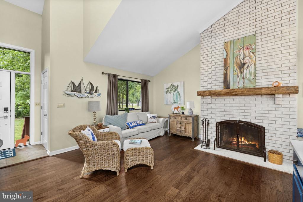 1917 LAKEVIEW PKWY, LOCUST GROVE, Virginia 22508, 5 Bedrooms Bedrooms, ,3 BathroomsBathrooms,Residential,1917 LAKEVIEW PKWY,VAOR2014172 MLS # VAOR2014172 1917 LAKEVIEW PKWY, LOCUST GROVE, Virginia 22508, 5 Bedrooms Bedrooms, ,3 BathroomsBathrooms,Residential,1917 LAKEVIEW PKWY,VAOR2014172 MLS # VAOR2014172