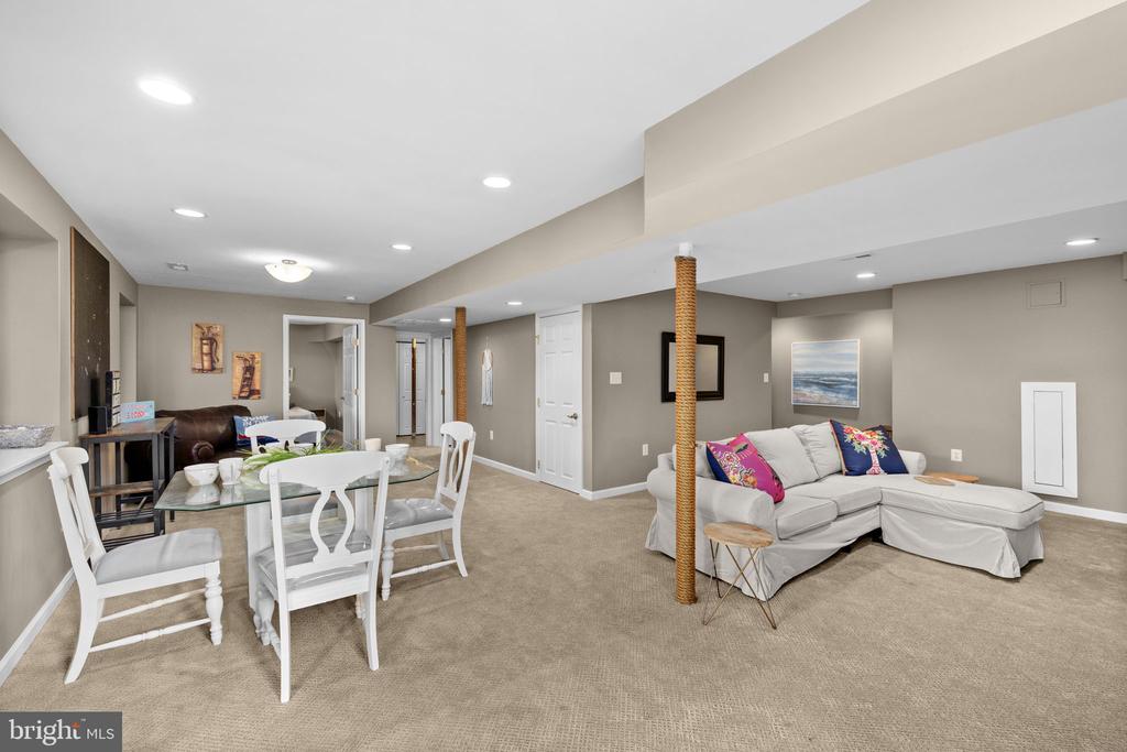 1917 LAKEVIEW PKWY, LOCUST GROVE, Virginia 22508, 5 Bedrooms Bedrooms, ,3 BathroomsBathrooms,Residential,1917 LAKEVIEW PKWY,VAOR2014172 MLS # VAOR2014172 1917 LAKEVIEW PKWY, LOCUST GROVE, Virginia 22508, 5 Bedrooms Bedrooms, ,3 BathroomsBathrooms,Residential,1917 LAKEVIEW PKWY,VAOR2014172 MLS # VAOR2014172