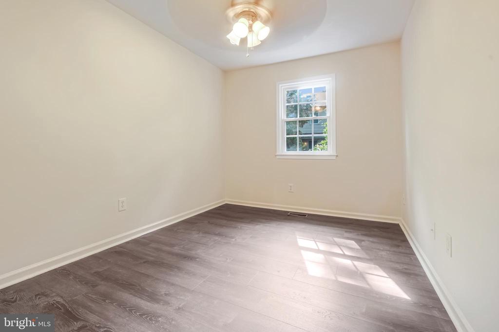 5 BENTLEY CT, FREDERICKSBURG, Virginia 22408, 3 Bedrooms Bedrooms, ,1 BathroomBathrooms,Residential,OLDE GREENWICH,5 BENTLEY CT,VASP2042662 MLS # VASP2042662 5 BENTLEY CT, FREDERICKSBURG, Virginia 22408, 3 Bedrooms Bedrooms, ,1 BathroomBathrooms,Residential,OLDE GREENWICH,5 BENTLEY CT,VASP2042662 MLS # VASP2042662