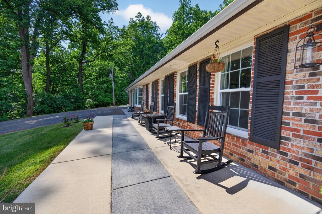 2710 TUCKERS LN, LINDEN, Virginia 22642, 4 Bedrooms Bedrooms, ,3 BathroomsBathrooms,Residential,2710 TUCKERS LN,VAFQ2022470 MLS # VAFQ2022470
