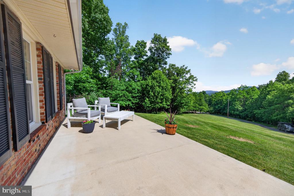 2710 TUCKERS LN, LINDEN, Virginia 22642, 4 Bedrooms Bedrooms, ,3 BathroomsBathrooms,Residential,2710 TUCKERS LN,VAFQ2022470 MLS # VAFQ2022470